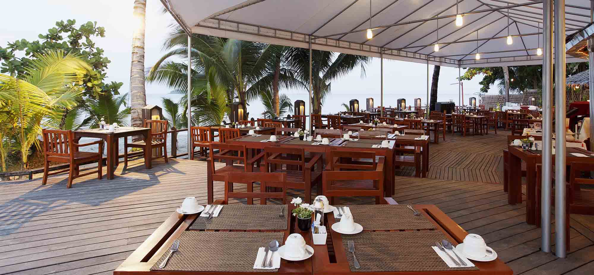 Seabreeze Restaurant and Bar