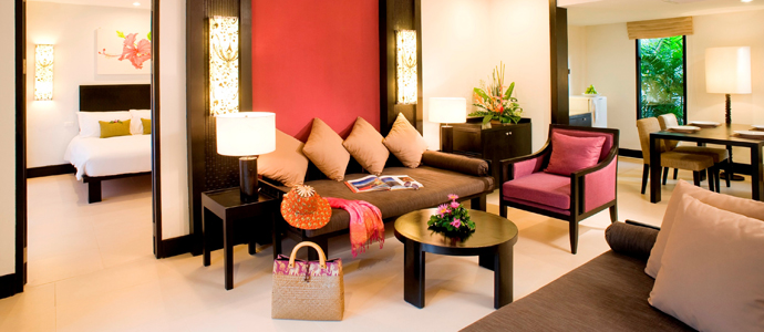 双卧室泳池小屋