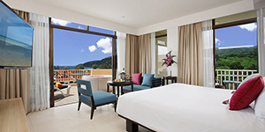 Deluxe Honeymoon Spa Suite at The Terraces
