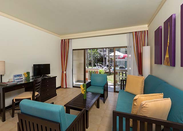 One Bedroom Family Suite Poolside