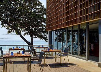 qube pool bar