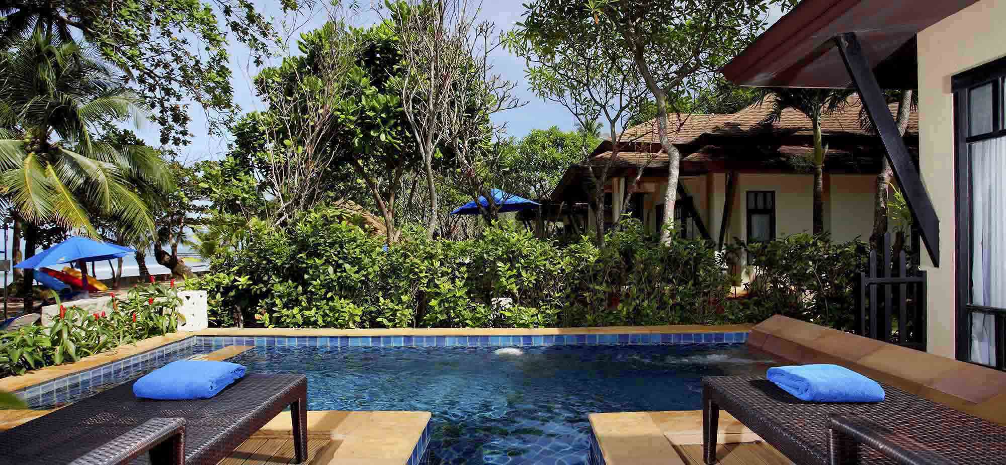 Centara Ras Fushi Resort & Spa Maldives