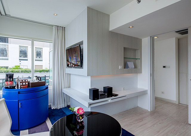 Deluxe One Bedroom Suite