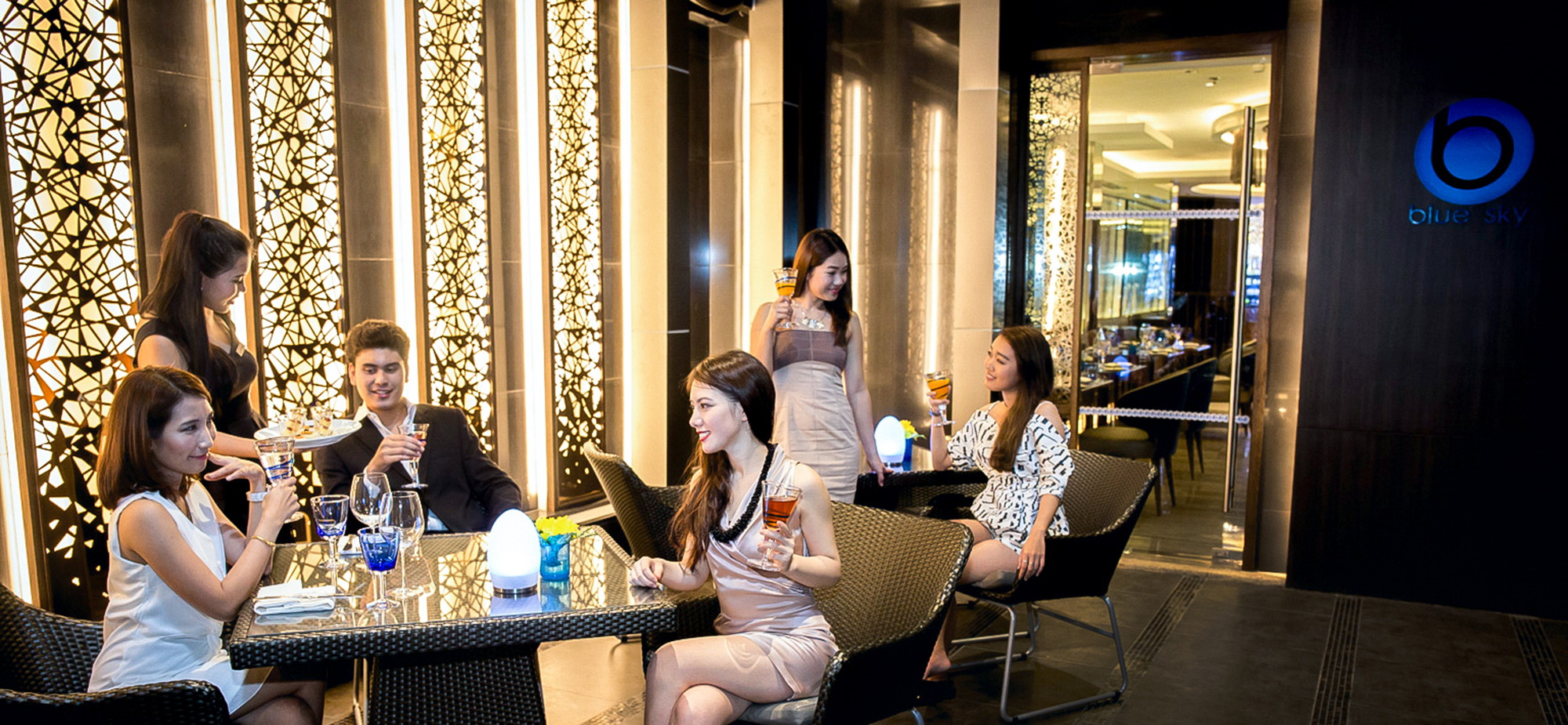 曼谷盛泰澜拉普崂中央广场酒店