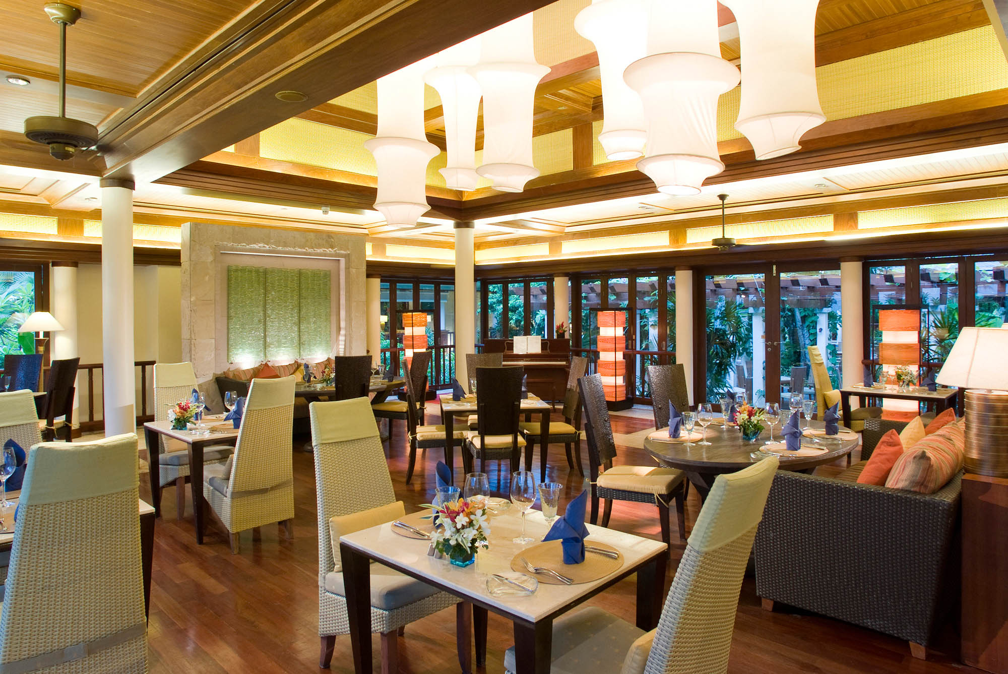 Lotus Court Restaurant