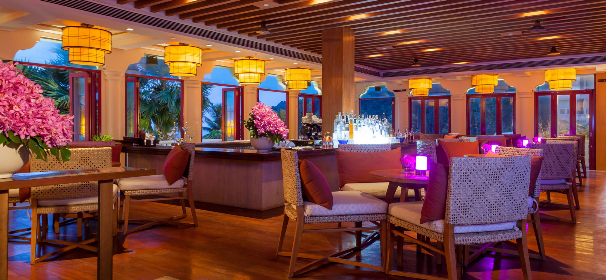 普吉盛泰澜卡伦海滩度假村