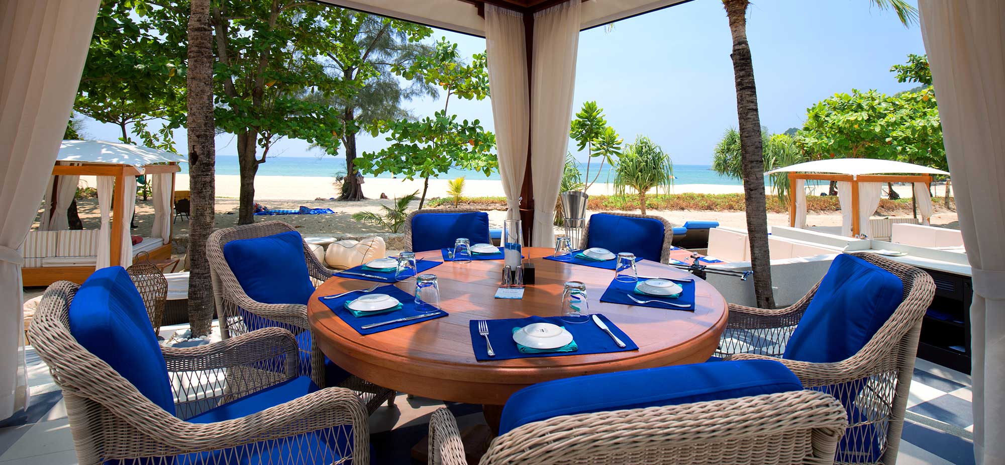 Coast Beach Club & Bistro