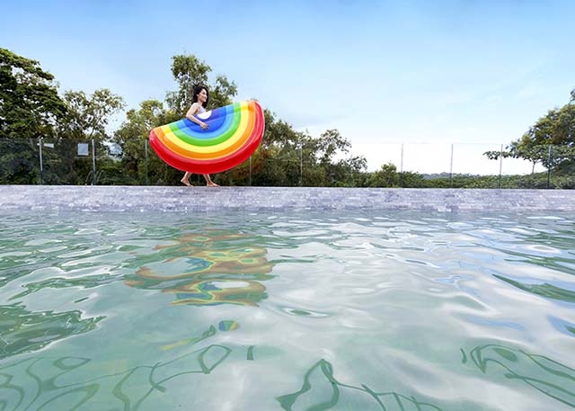 swimming pool